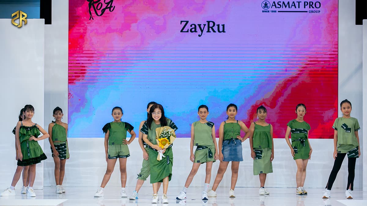 Reflection Of Art Fashion Zayru